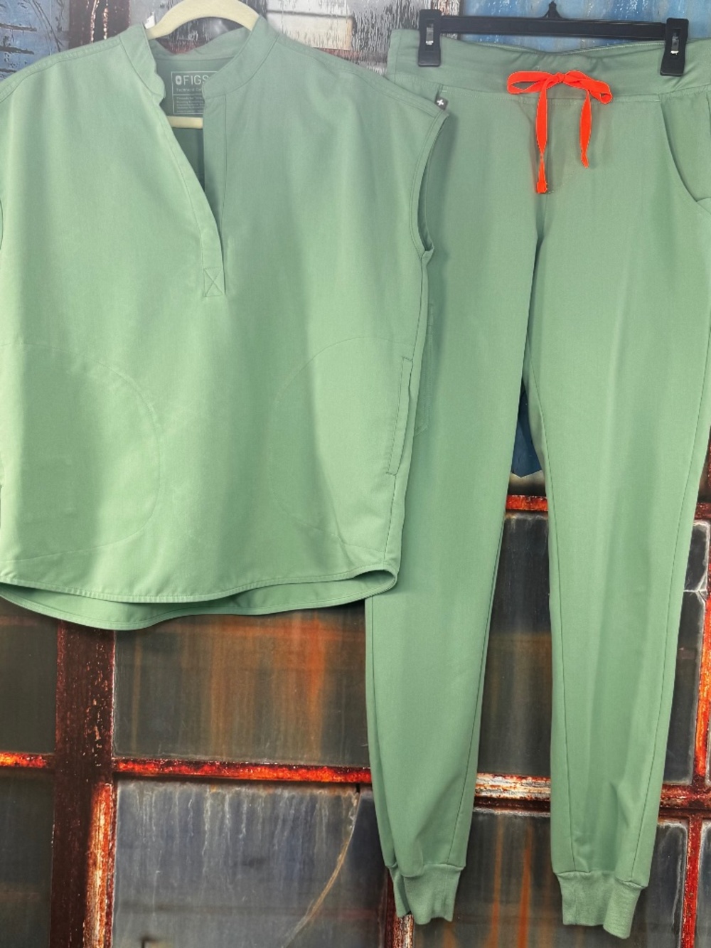 FIGS Rafaela Oversized Scrub Top & Tall Jogger Pants Set Small Jade Green